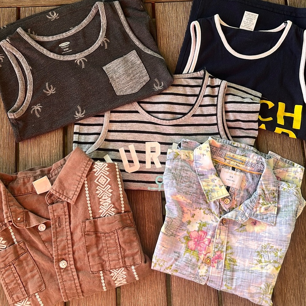 Bundle of 5 Summer Tees size 5-6T 
2 collar shirts + 3 sleeveless tees for boys